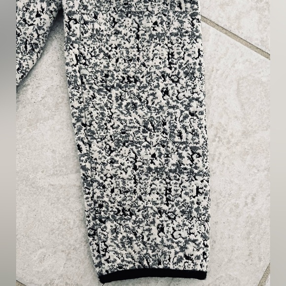 Philosophy Black and White Duster Coat - Picture 5 of 9